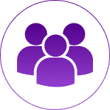 Ícone de três figuras sem rosto sobrepostas em roxo dentro de um círculo verde, simbolizando um grupo de usuários ou equipe do "Ignição".